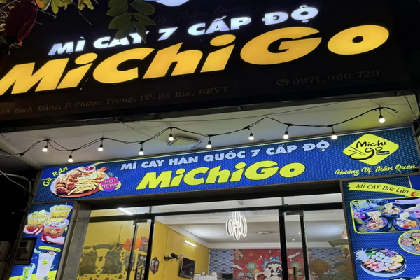 Mẫu Bảng Hiệu Mì Cay Đẹp