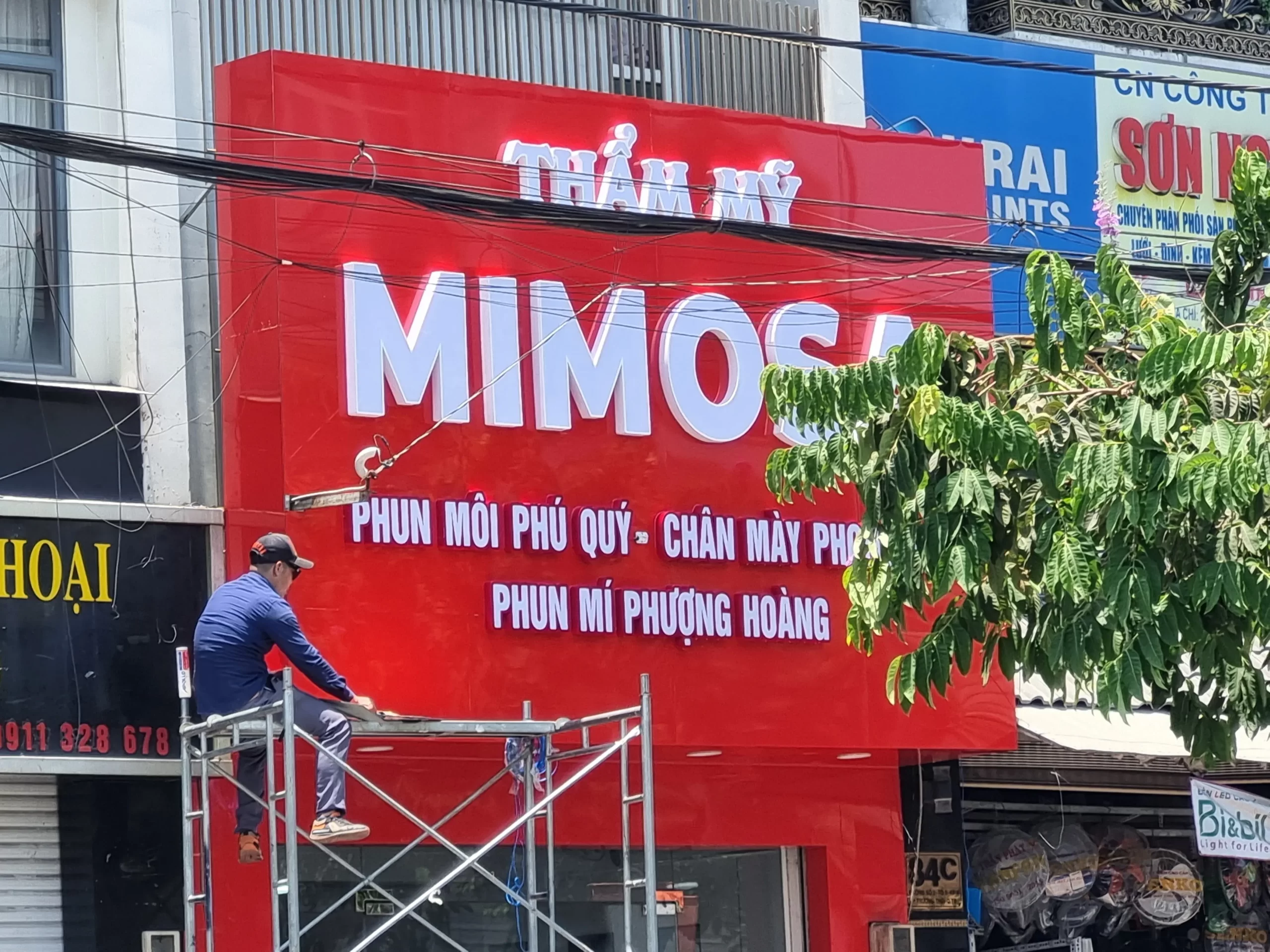 Bảng Hiệu Chữ Nổi Mica Đẹp