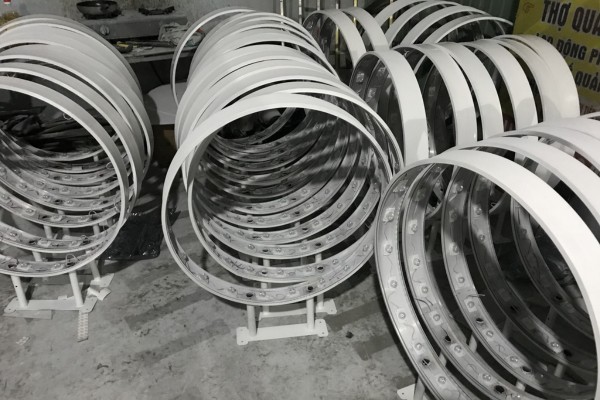 Thi Công Biển Hút Nổi Mica Đẹp