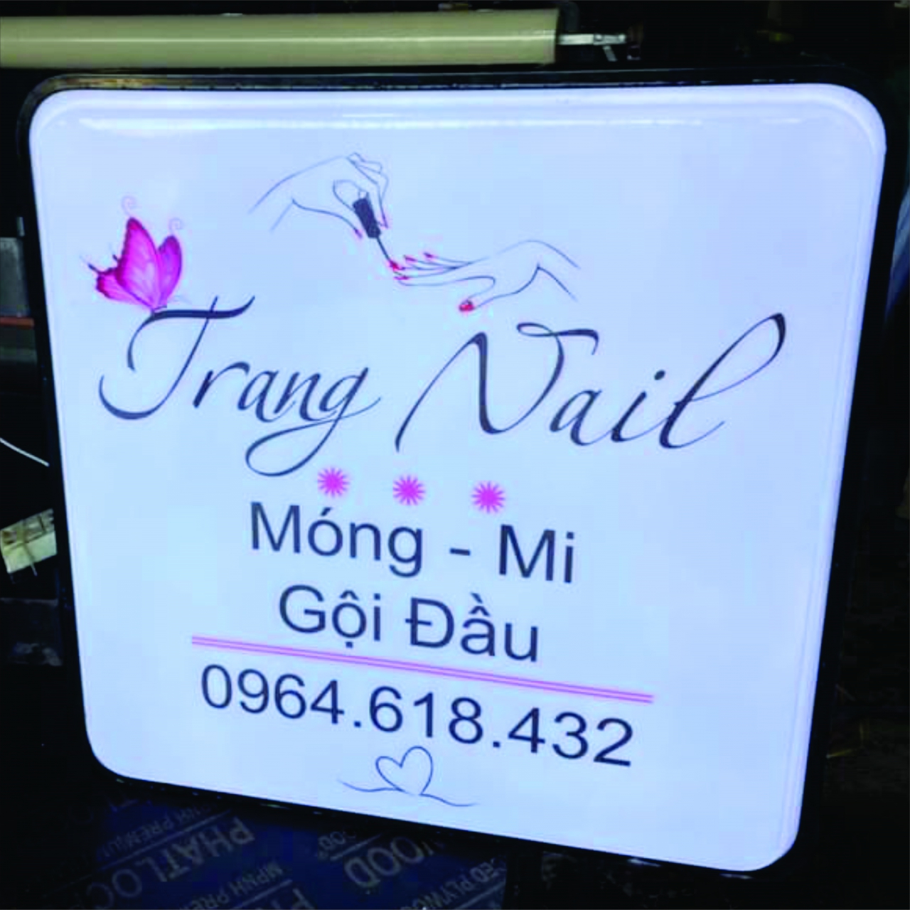 Mẫu Biển Hút Nổi Mica Đẹp