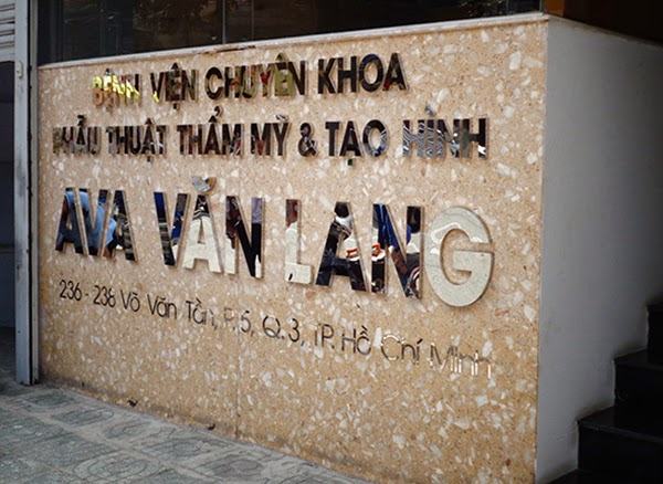 Làm Bảng Hiệu Inox Vàng Gương TPHCM