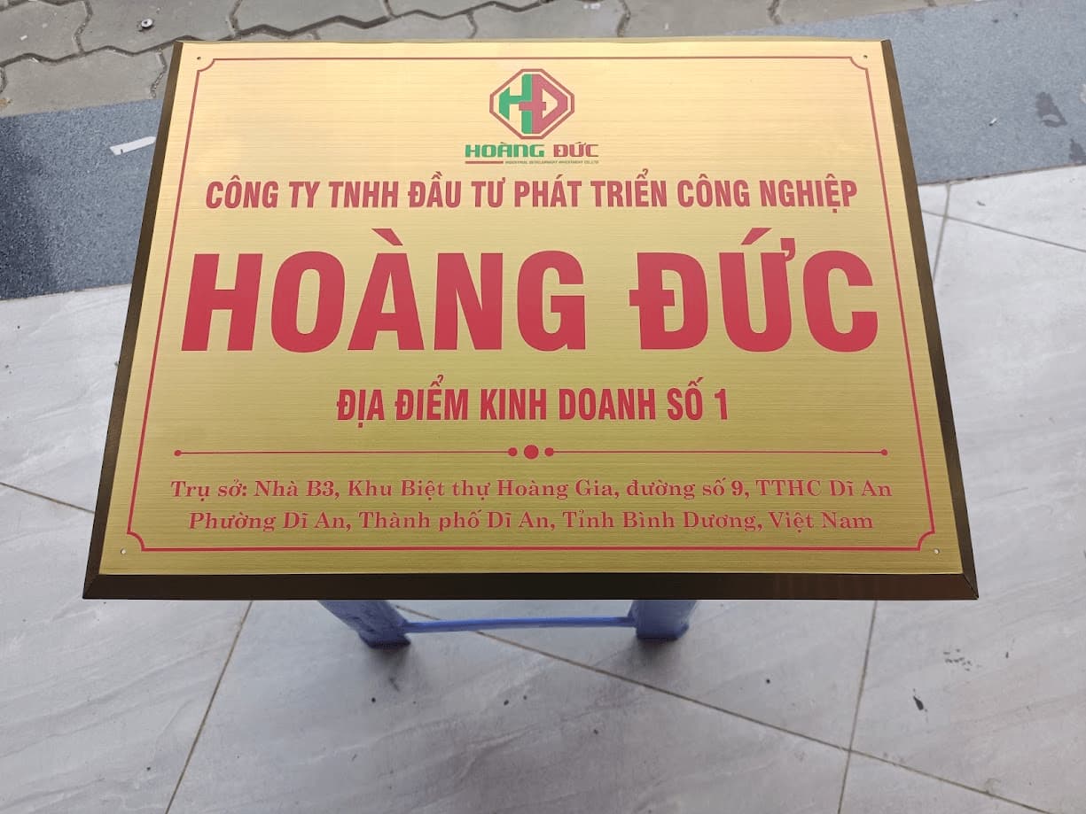 Làm Bảng Hiệu Inox Vàng Xước TPHCM