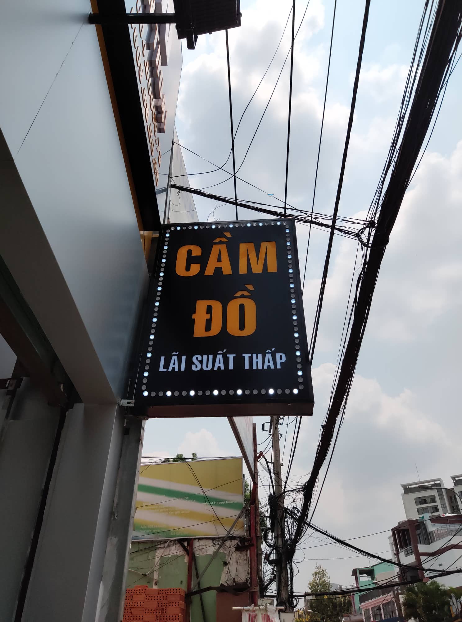 Thi Công Biển Hiệu Cầm Đồ Đẹp