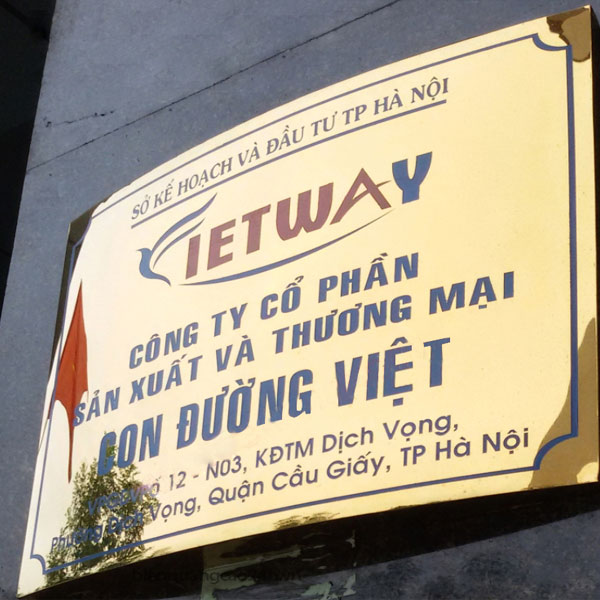 Thi Công Bảng Hiệu Inox Vàng Gương Đẹp
