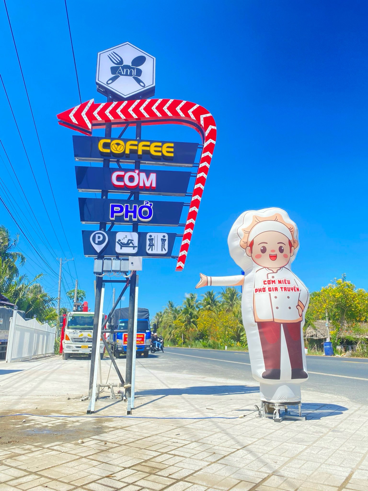 Bảng Hiệu Quảng Cáo Độc Đáo