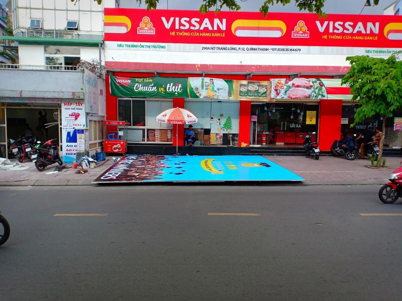 Thiết kế bạt quảng cáo