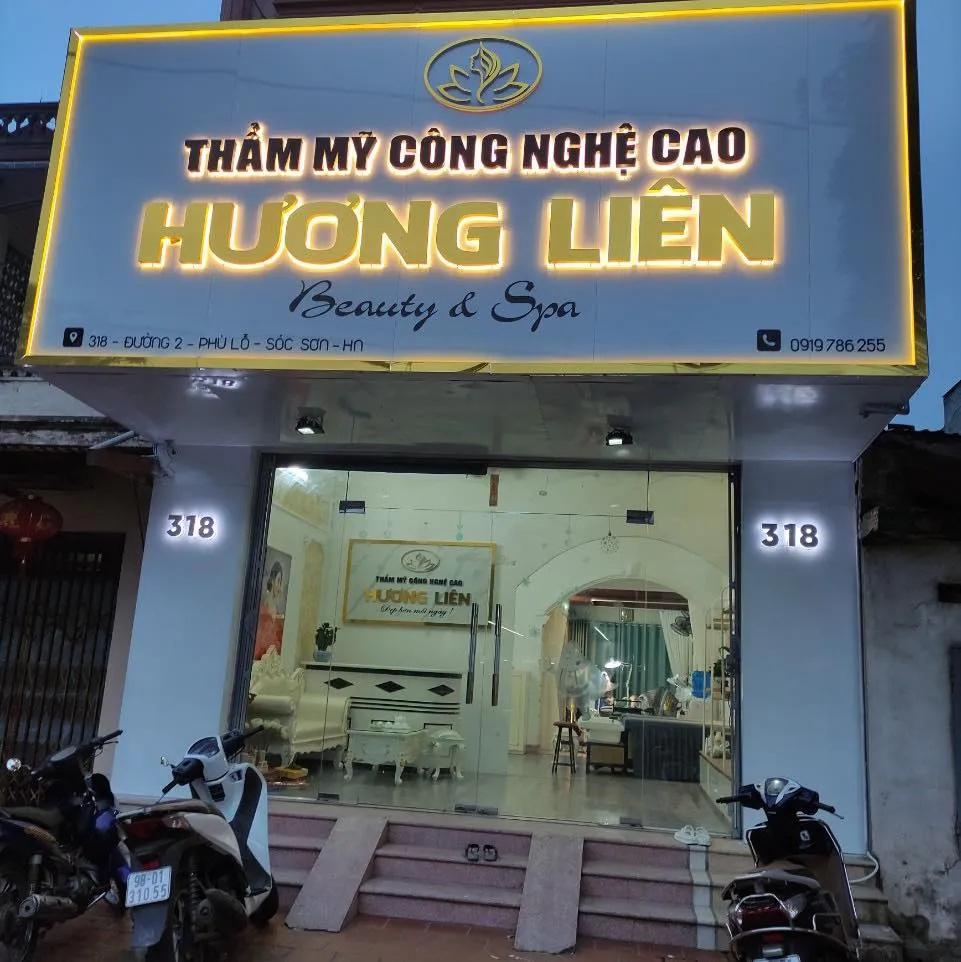 Bảng hiệu mica có đèn