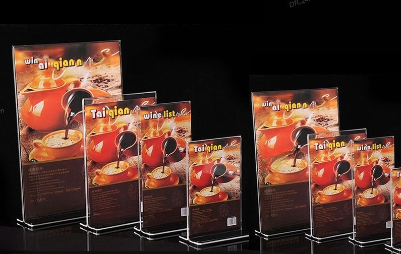 Biển quảng cáo để bàn