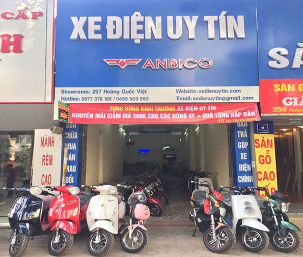 Biển quảng cáo xe điện