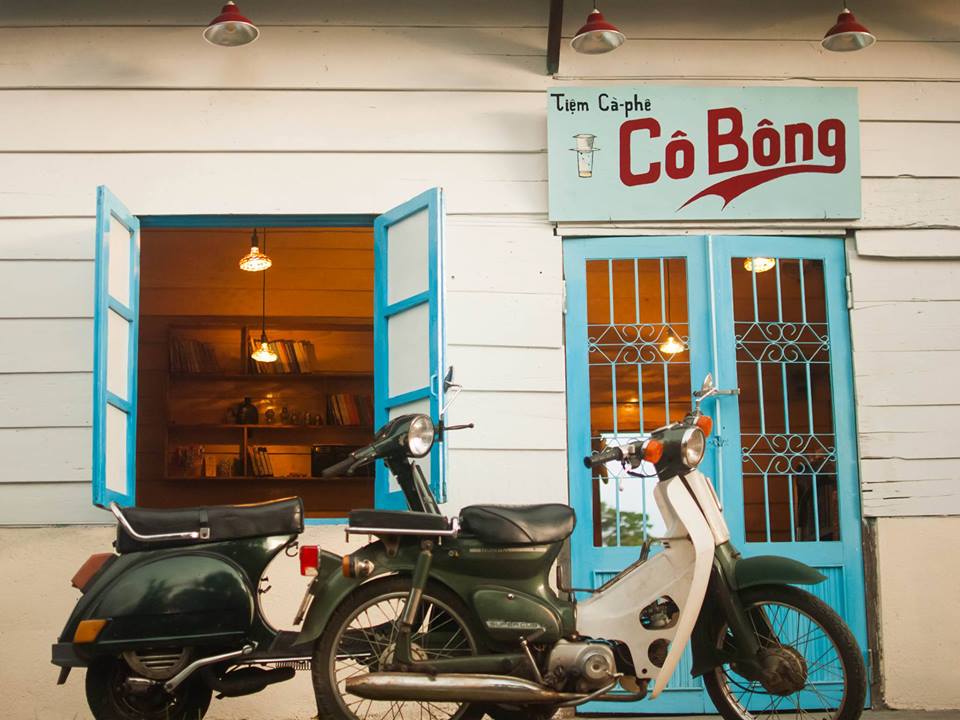 Bảng hiệu cà phê xưa