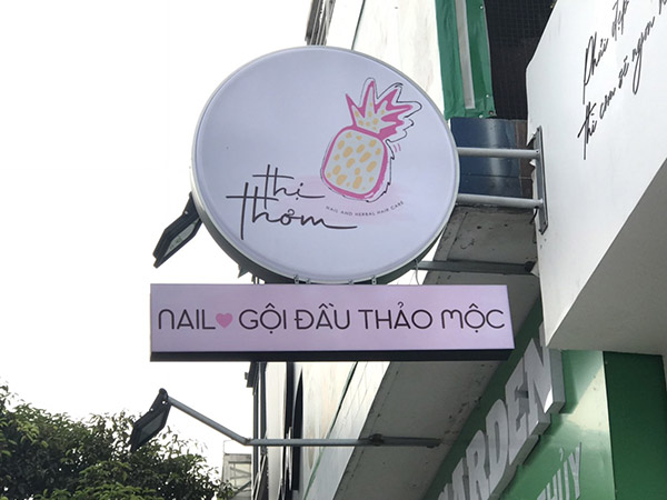 Biển hiệu hộp đèn mica
