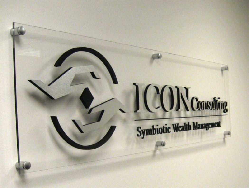 Làm logo công ty bằng mica