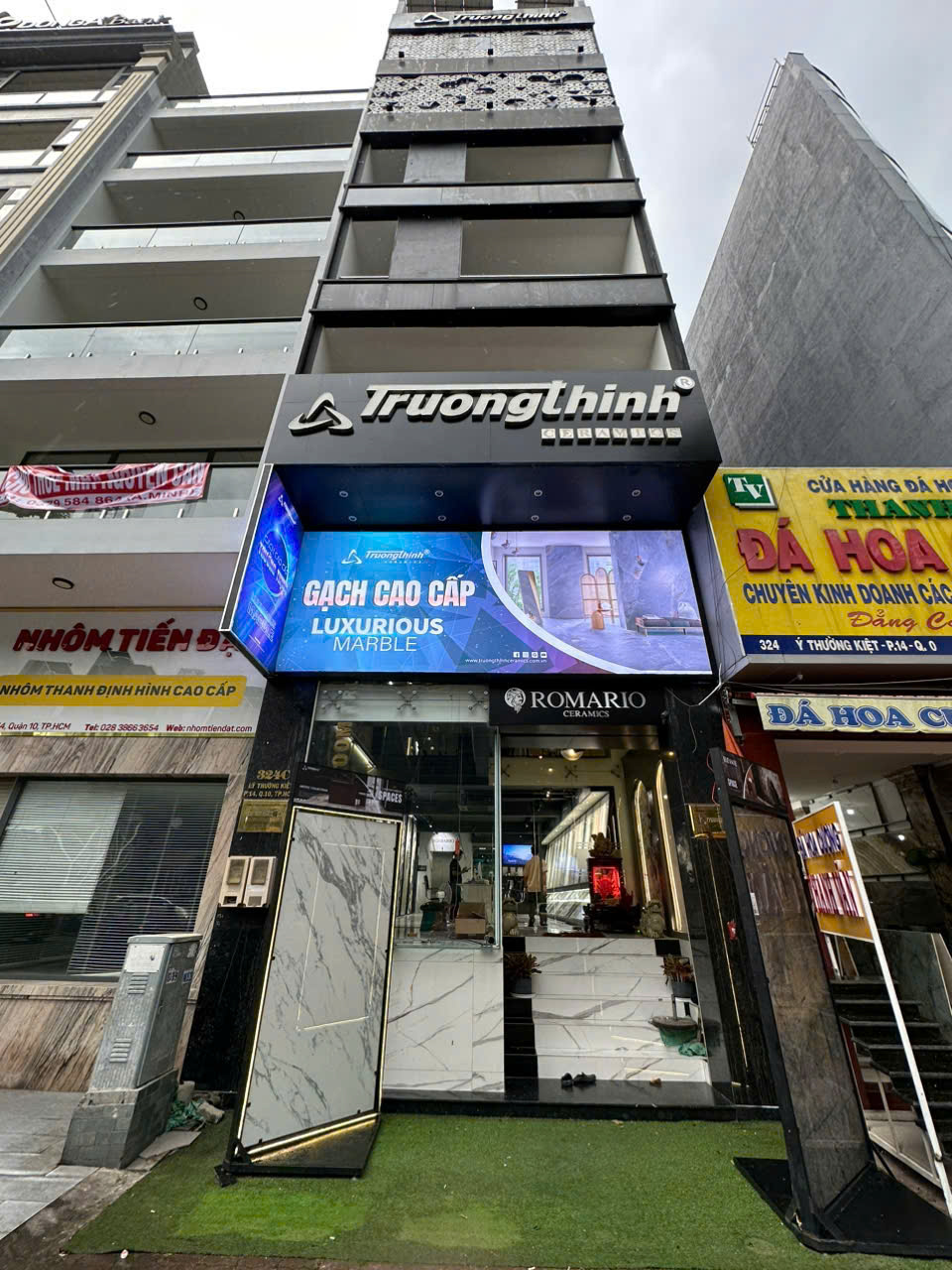 Thi công hộp đèn quảng cáo chuyên nghiệp tại TP.HCM