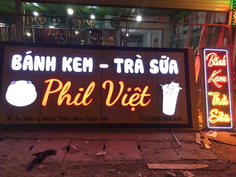 Bảng Hiệu Hộp Đèn Trà Sữa