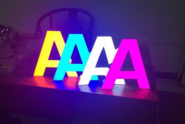 Chữ Mica Nổi Đèn LED