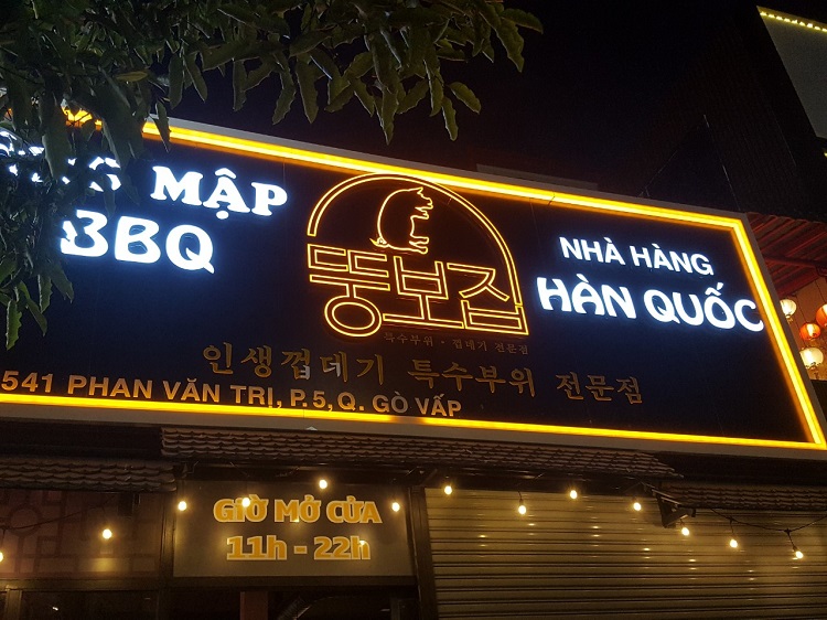 Làm bảng hiệu quảng cáo gần đây