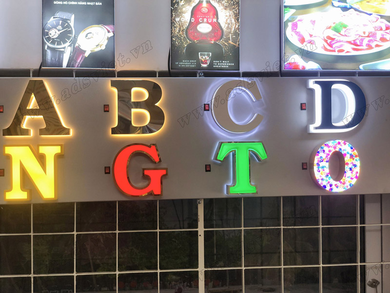 Bảng quảng cáo chữ nổi