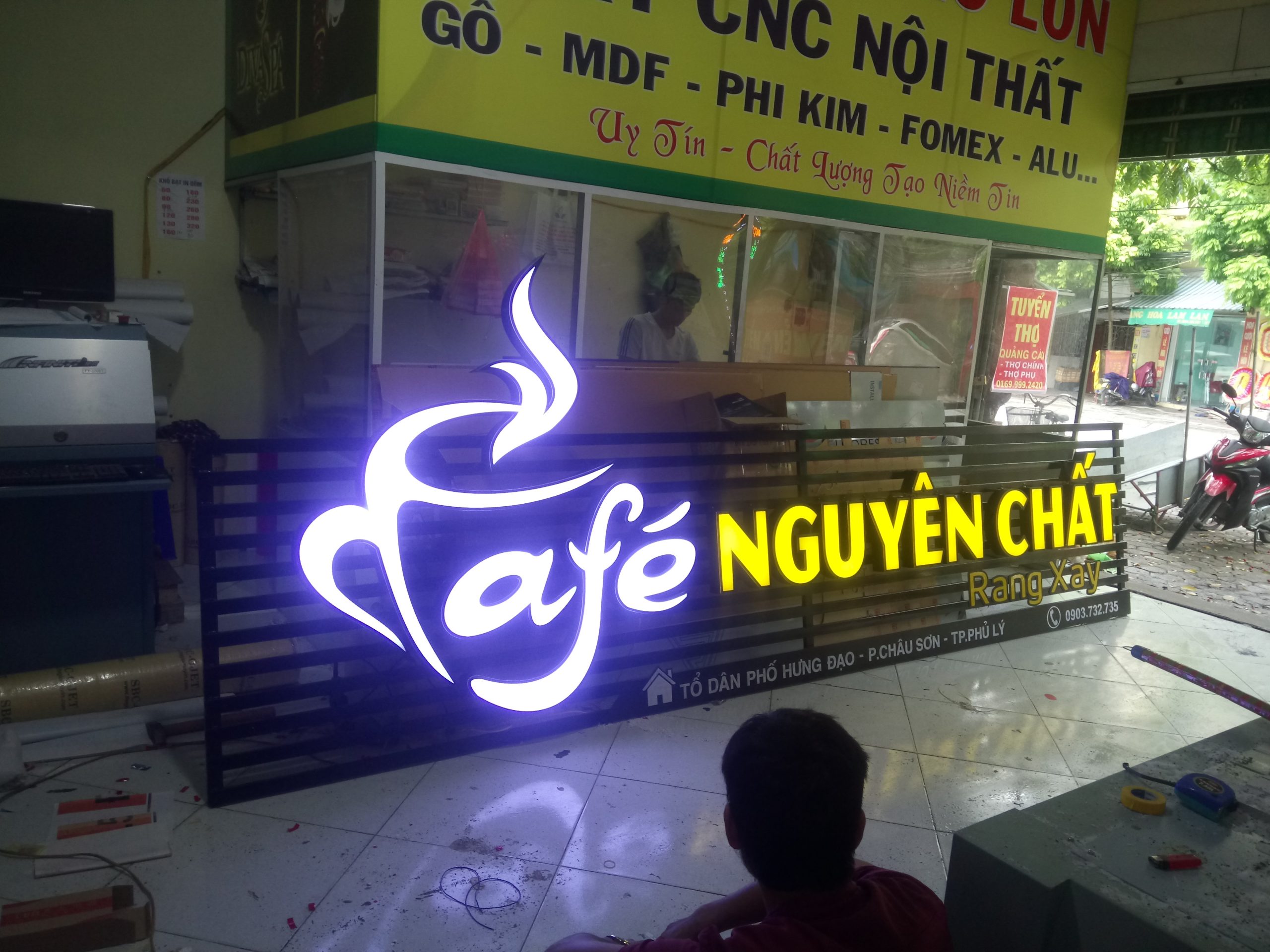 Bảng quảng cáo quán cafe