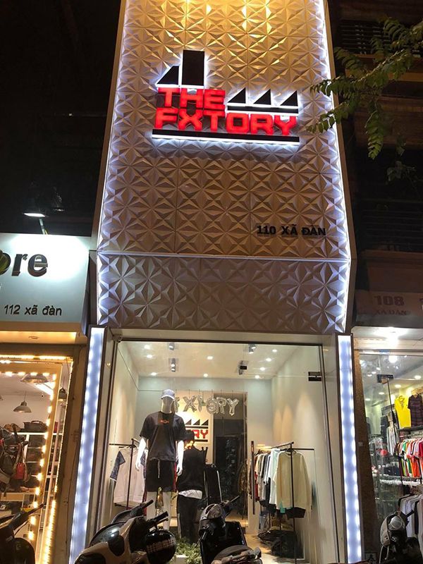 Mẫu biển quảng cáo shop quần áo đẹp