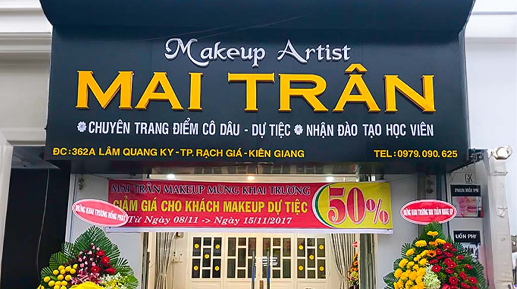 Thiết kế bảng hiệu makeup chuyên nghiệp