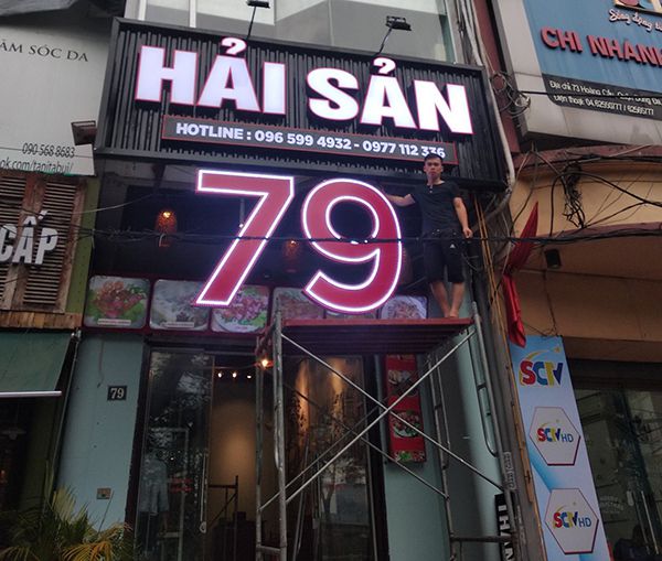 Bảng quảng cáo nhà hàng