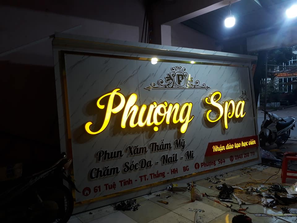 Biển hiệu phun xăm thẩm mỹ đẹp