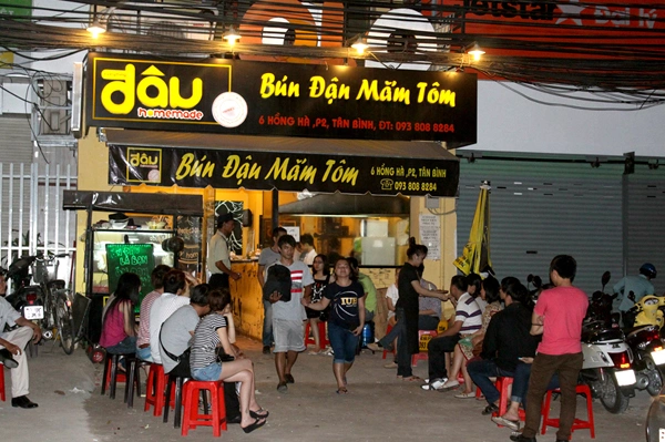 Bảng hiệu bún đậu mắm tôm
