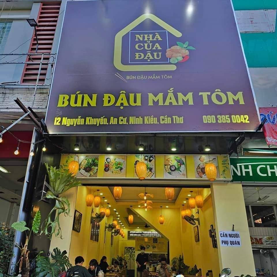 Bảng hiệu bún đậu mắm tôm
