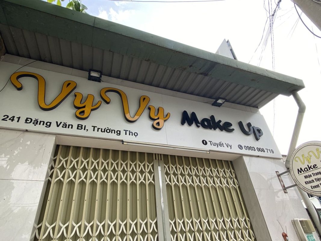 Bảng Hiệu Makeup Đẹp