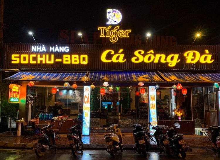 Mẫu biển nhà hàng đẹp