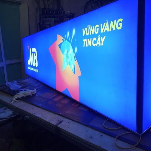 Biển quảng cáo hộp đèn Hiflex