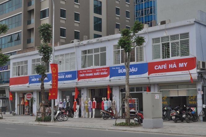 Biển quảng cáo ngang