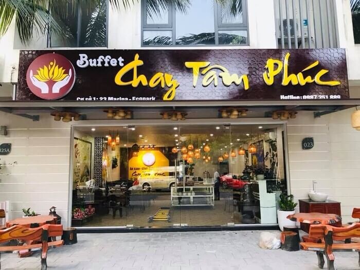 Bảng hiệu nhà hàng