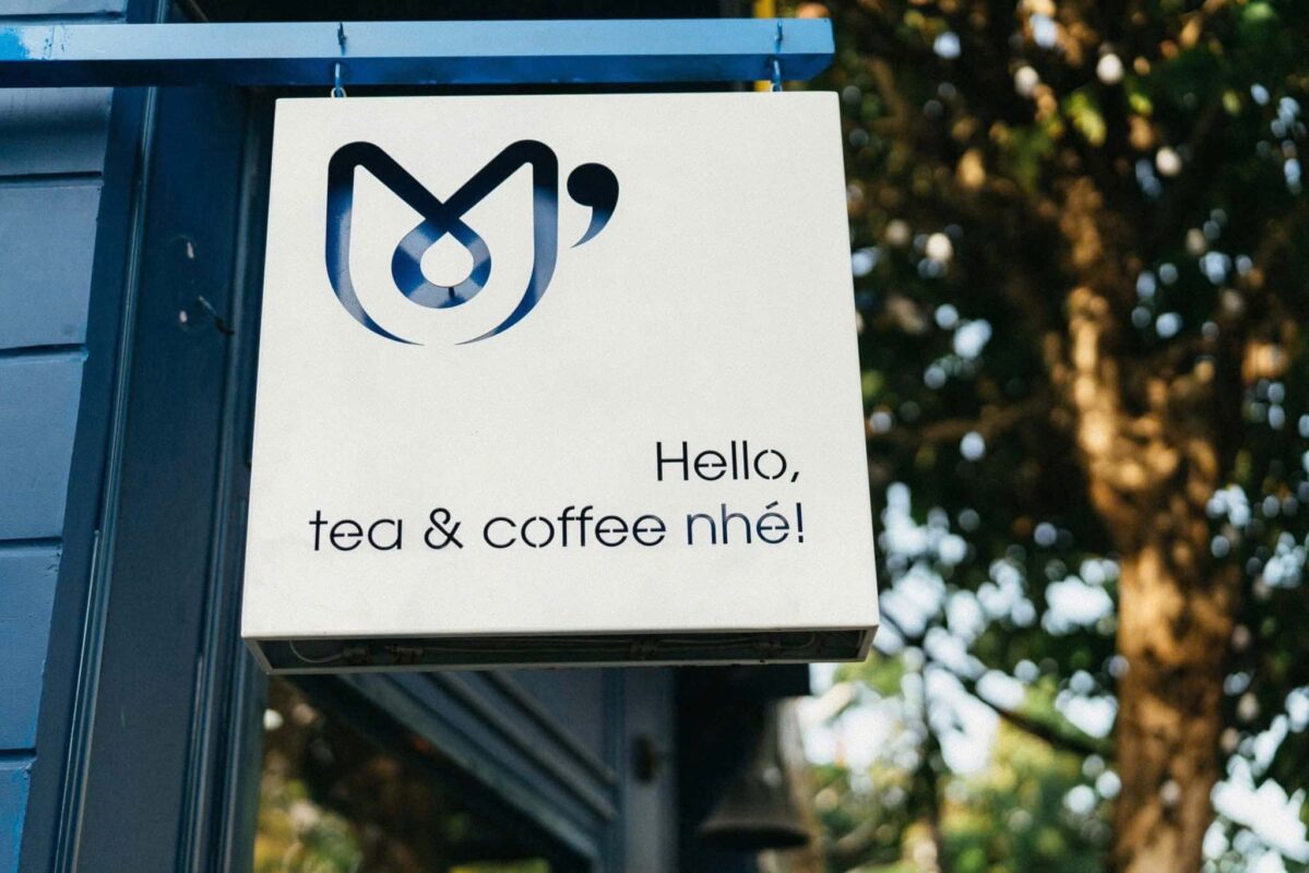Thiết kế bảng hiệu gỗ tại TP.HCM