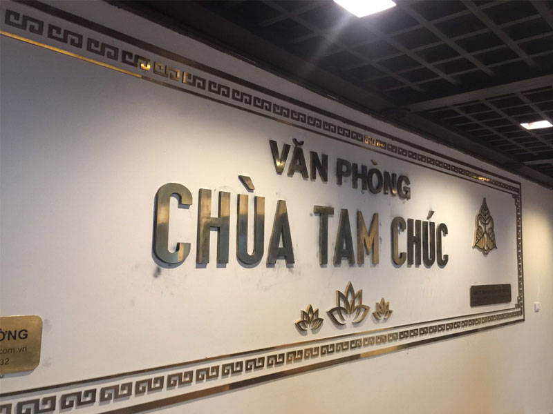Biển Quảng Cáo Chữ Inox Vàng