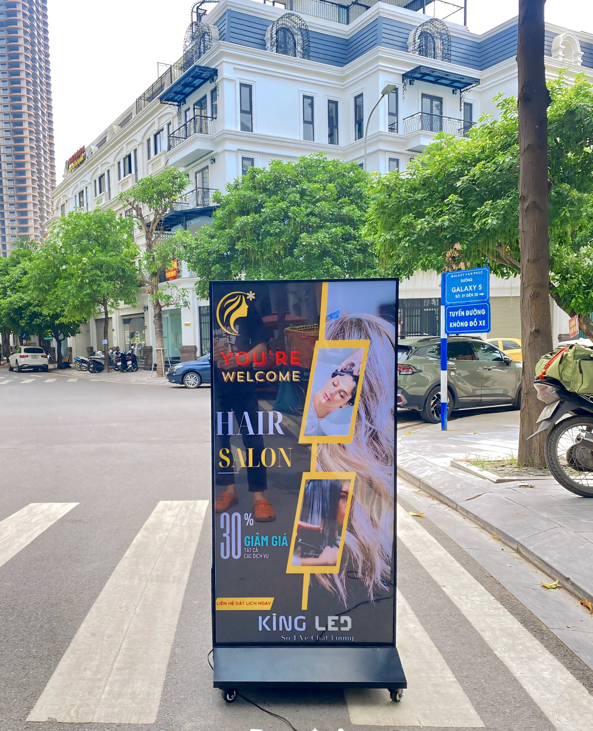 Biển Quảng Cáo Có Chân