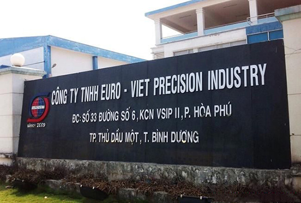 Thi công bảng hiệu nhà máy