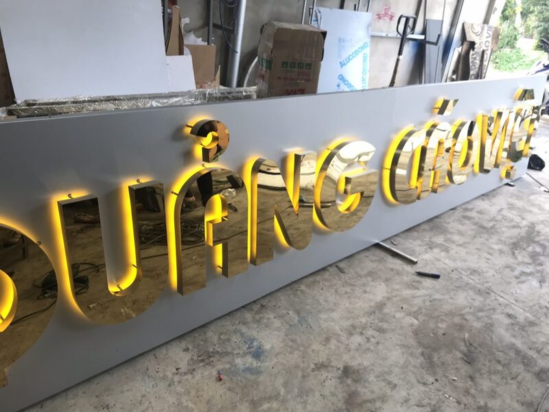Chữ nổi biển quảng cáo