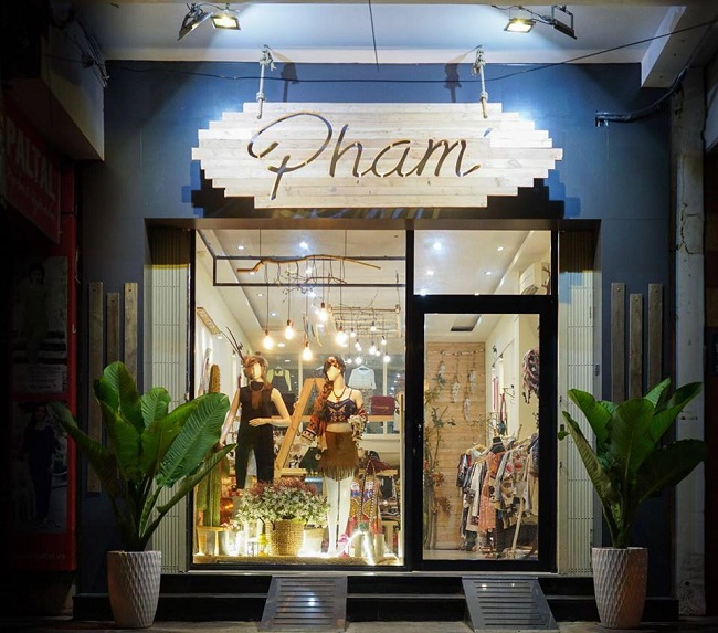 Biển hiệu quảng cáo shop quần áo