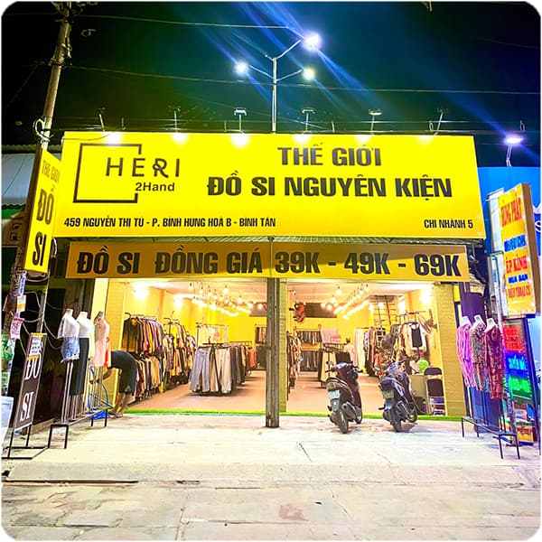 Biển hiệu quảng cáo shop quần áo
