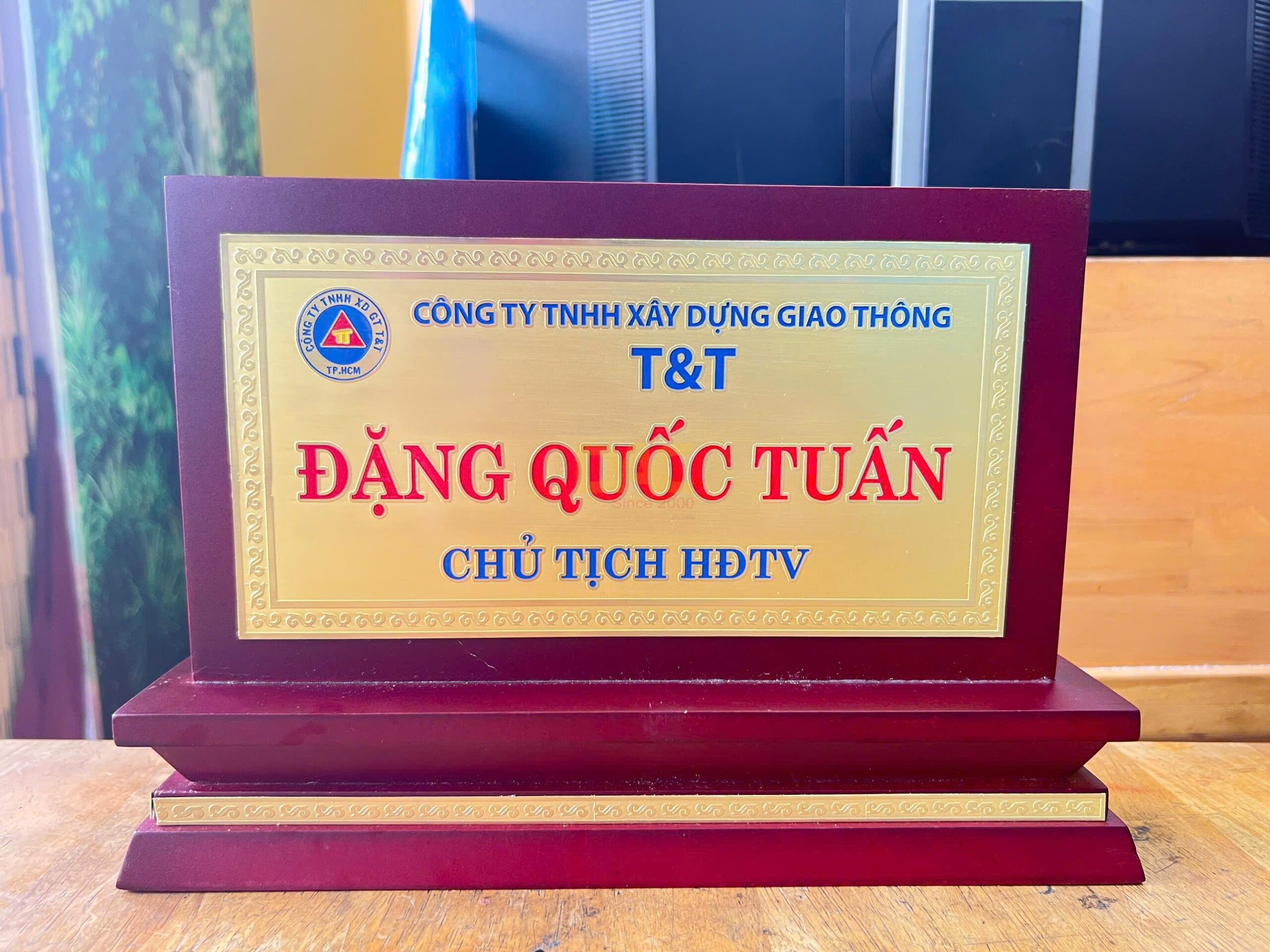Mẫu biển chức danh để bàn