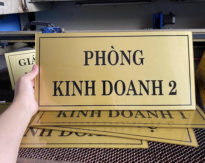 Bảng tên phòng làm việc