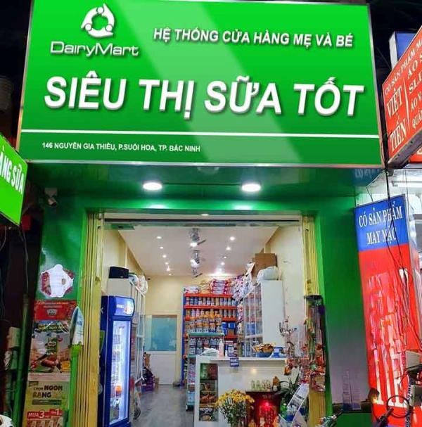 Biển quảng cáo sữa