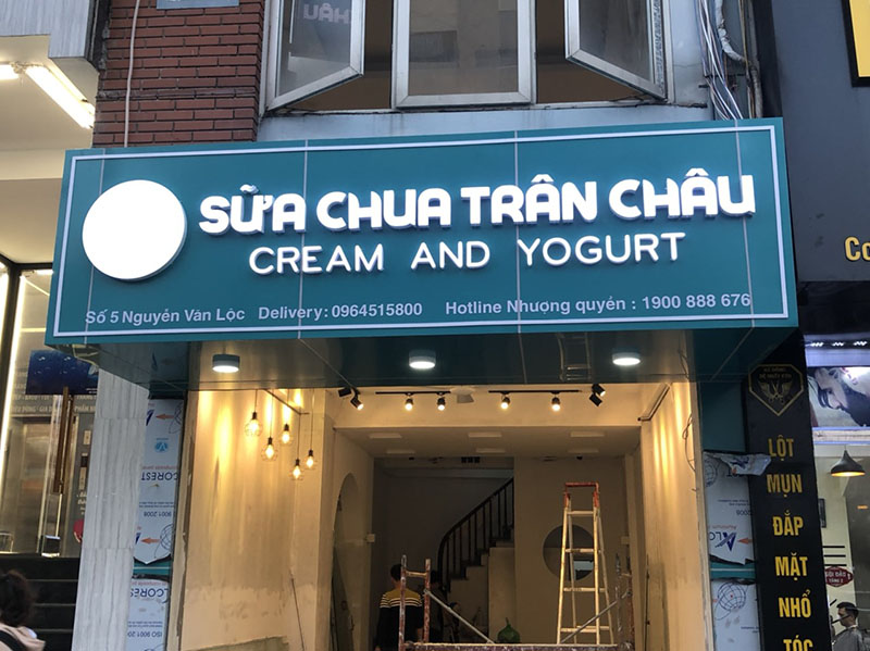 Biển quảng cáo sữa