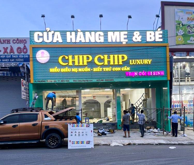 Biển quảng cáo tôn