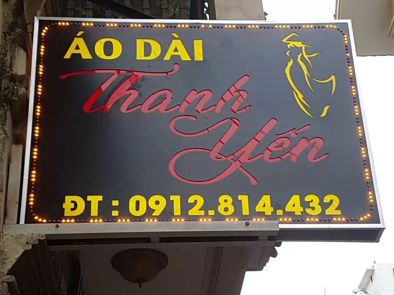 Mẫu biển quảng cáo nhà may đẹp