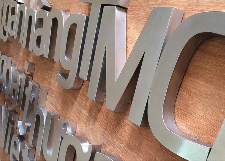 Gia công chữ inox Thủ Đức