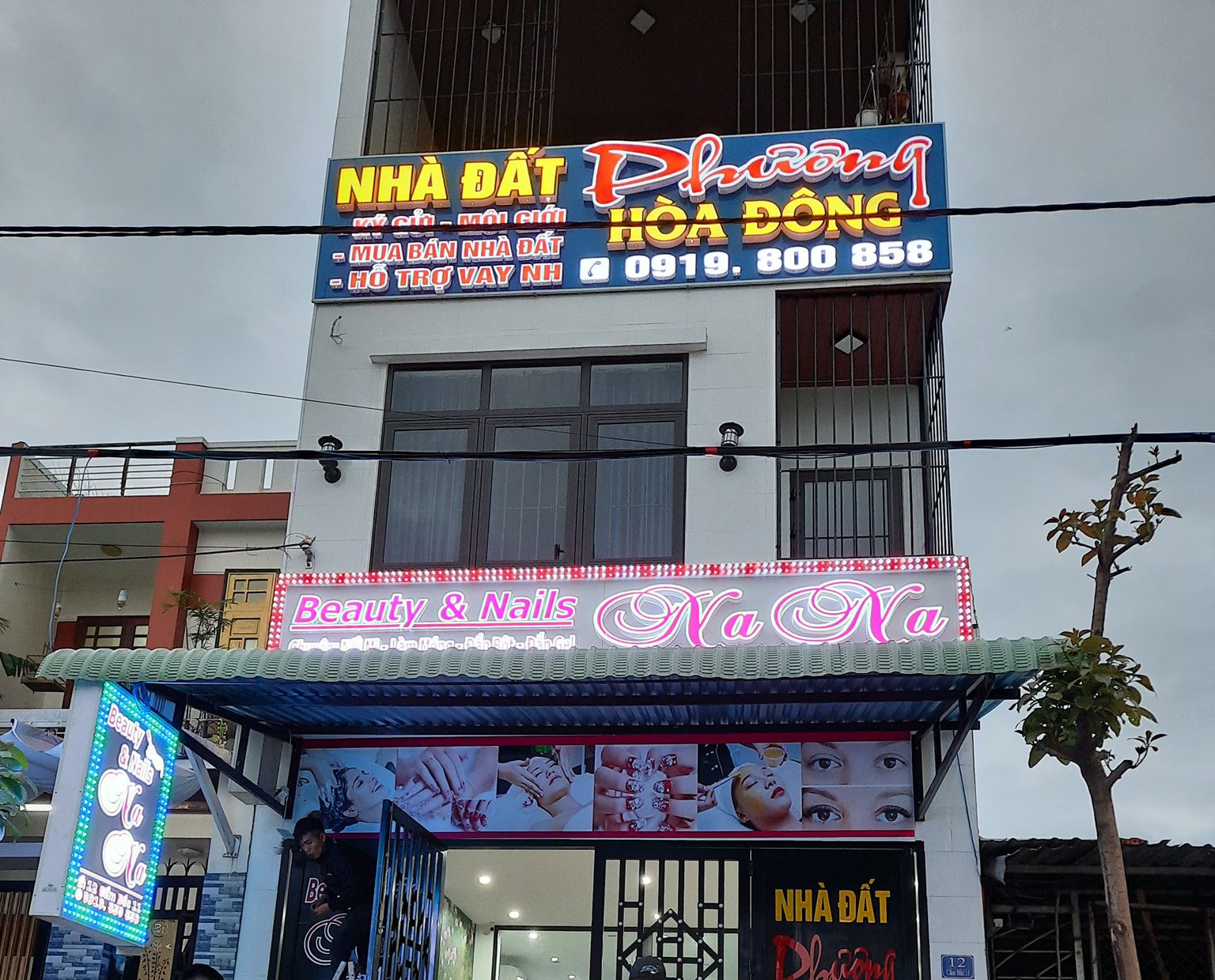 Thi Công Bảng Hiệu Tòa Nhà