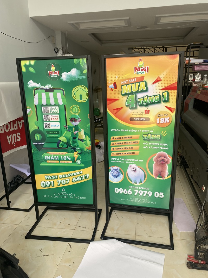 Standee khung sắt TP.HCM