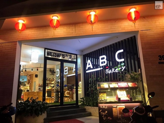 Mẫu thiết kế bảng hiệu tiệm bánh
